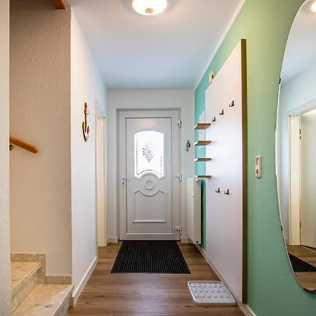 Ferienwohnung-morgenlicht-in-der-ferienanlage-suedblick ורדום
