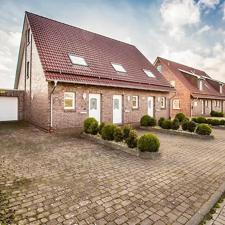 Ferienwohnung-morgenlicht-in-der-ferienanlage-suedblick * ורדום